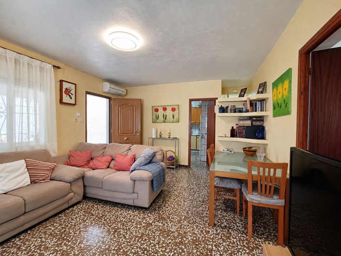 Image No.33-3 Bed Country House for sale