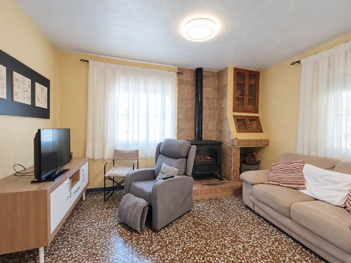 Image No.36-3 Bed Country House for sale
