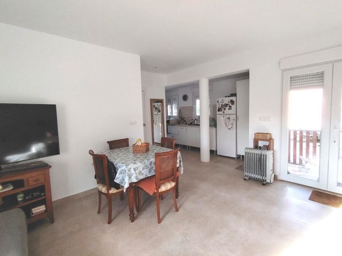 Image No.12-2 Bed Country House for sale