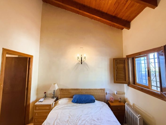 Image No.14-4 Bed Country House for sale