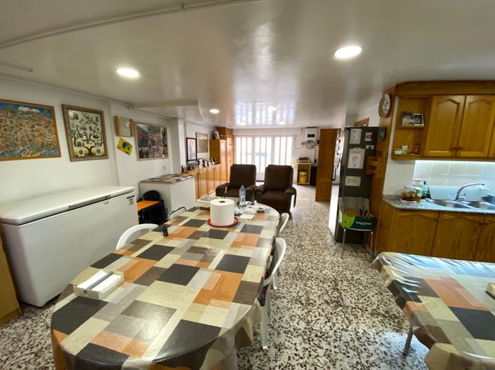 Image No.8-4 Bed Townhouse for sale
