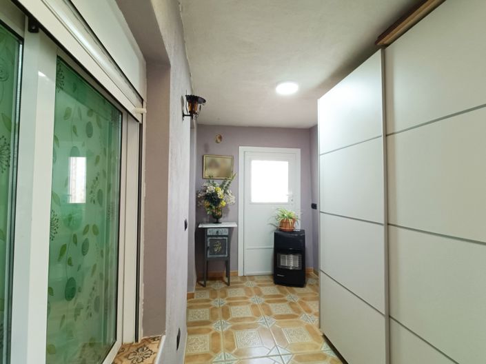 Image No.21-3 Bed Townhouse for sale