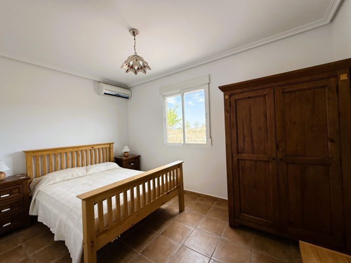 Image No.9-Casa de campo con 3 dormitorios en venta