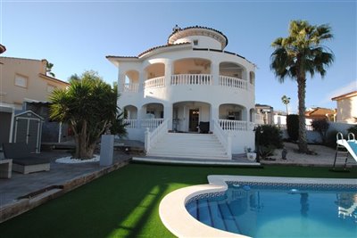 1895-villa-for-sale-in-almoradi-4712589-large