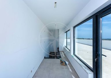 1987-294520-0086b5b4f2b294297643049c268e89554