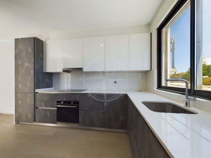 Image No.6-3 Bed Townhouse for sale