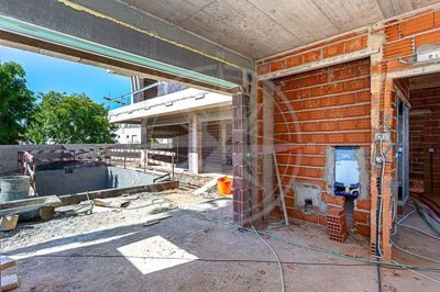 1987-310956-0086b5b4f2b294297643049c268e89554