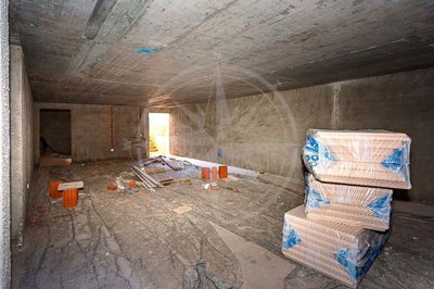 1987-310956-0086b5b4f2b294297643049c268e89554