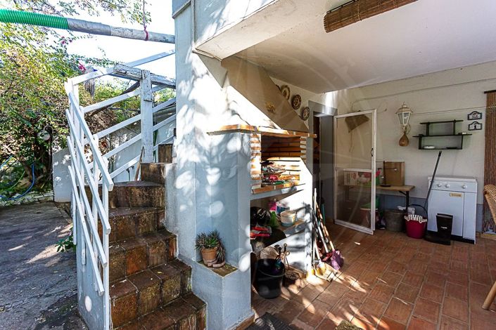 Image No.18-2 Bed Villa for sale
