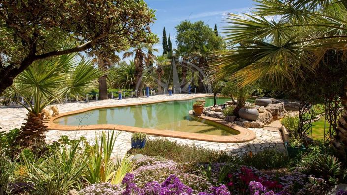 Image No.3-6 Bed Villa for sale