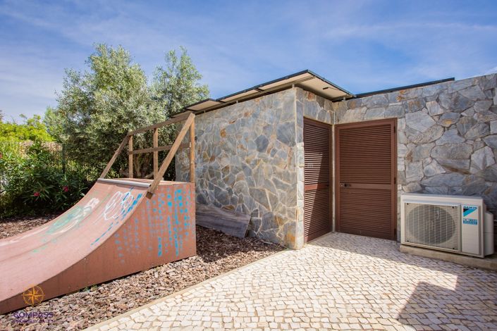 Image No.36-5 Bed Villa for sale