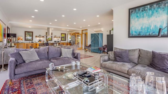 Image No.5-5 Bed Villa for sale