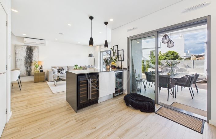 Image No.12-4 Bed Villa for sale