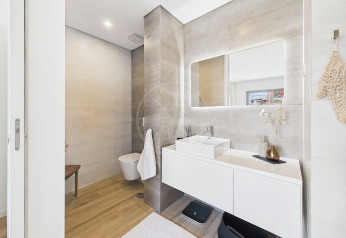 Image No.28-4 Bed Villa for sale