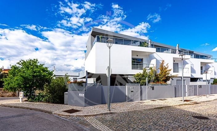 Image No.5-4 Bed Villa for sale