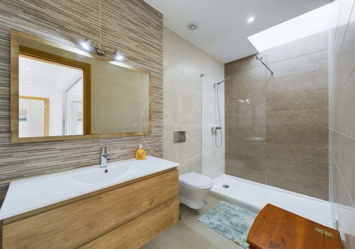 Image No.18-4 Bed Villa for sale