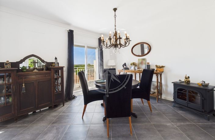 Image No.10-3 Bed Townhouse for sale