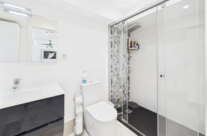 Image No.13-3 Bed Townhouse for sale