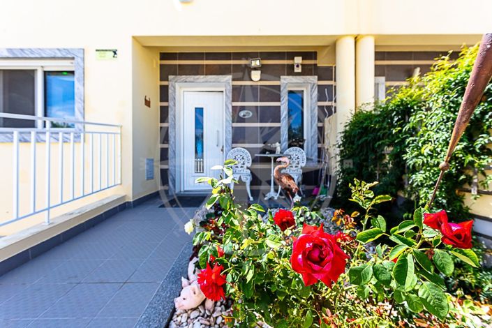 Image No.4-3 Bed Townhouse for sale