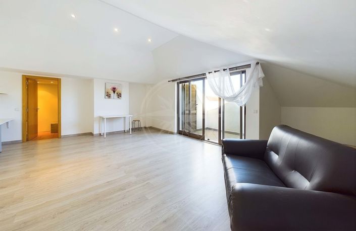 Image No.16-4 Bed Apartment for sale