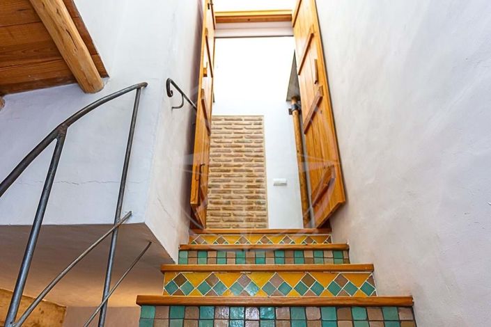 Image No.17-3 Bed Townhouse for sale