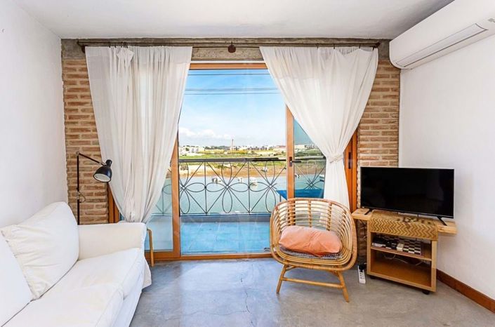 Image No.20-3 Bed Townhouse for sale