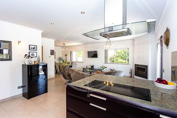 Image No.14-4 Bed Villa for sale