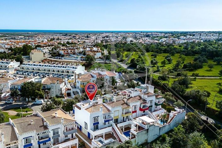 Image No.26-5 Bed Townhouse for sale