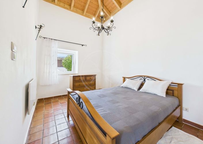 Image No.12-2 Bed Villa for sale