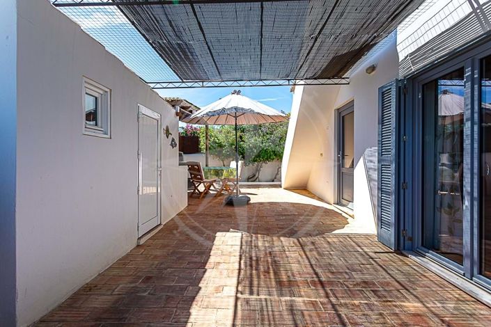 Image No.17-2 Bed Villa for sale