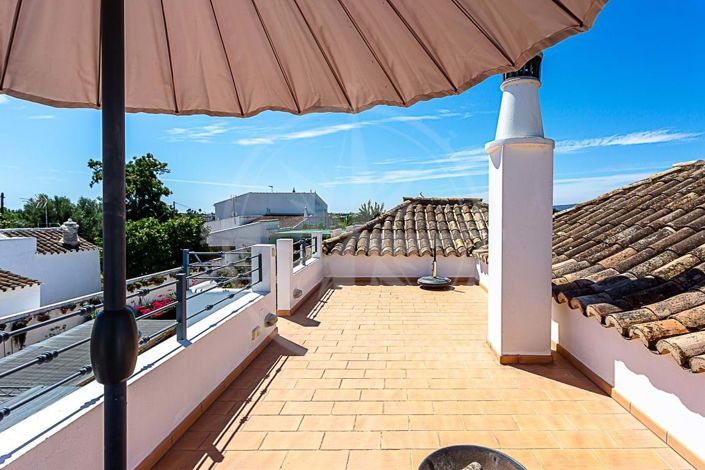 Image No.21-2 Bed Villa for sale