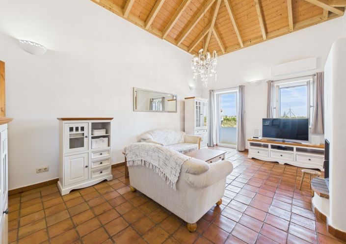 Image No.7-2 Bed Villa for sale