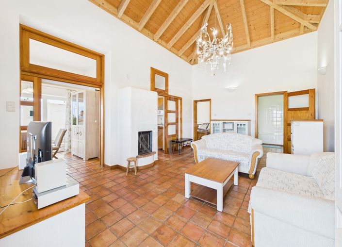 Image No.9-2 Bed Villa for sale