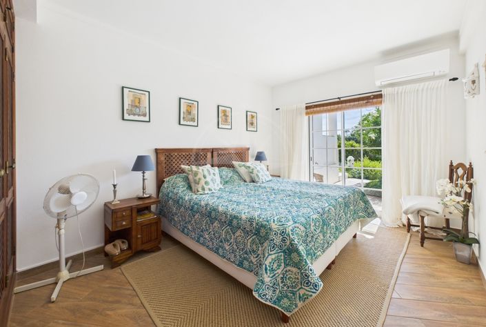 Image No.20-4 Bed Villa for sale