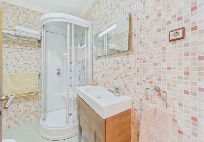 Image No.17-2 Bed Apartment for sale