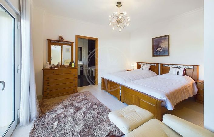 Image No.17-4 Bed Villa for sale