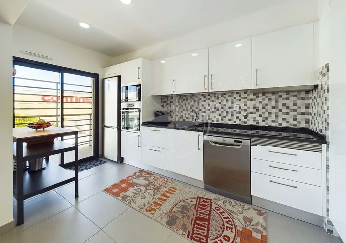 Image No.6-3 Bed Apartment for sale