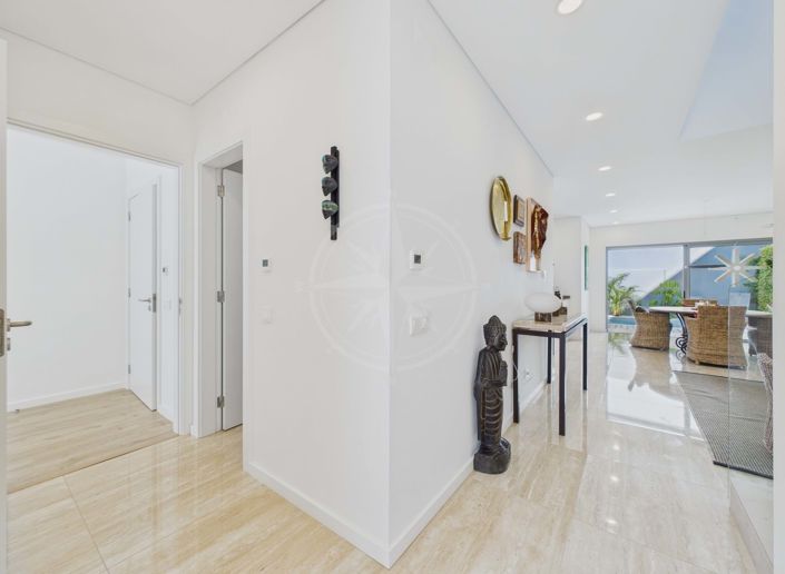 Image No.21-3 Bed Villa for sale