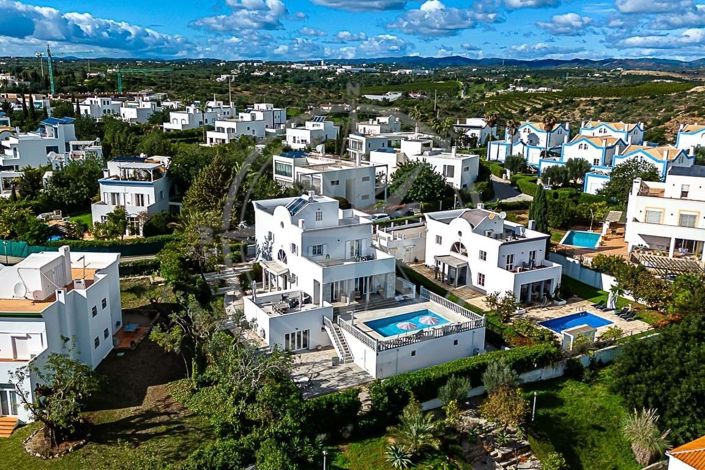 Image No.37-4 Bed Villa for sale