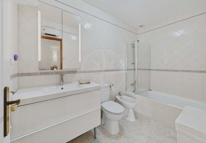 Image No.17-2 Bed Townhouse for sale