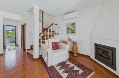 1987-360866-0086b5b4f2b294297643049c268e89554