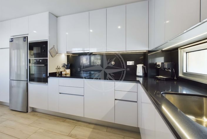 Image No.6-3 Bed Apartment for sale