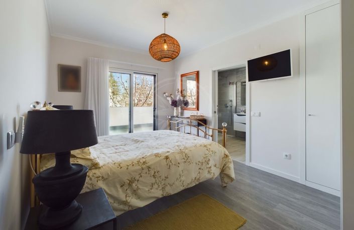 Image No.9-3 Bed Apartment for sale