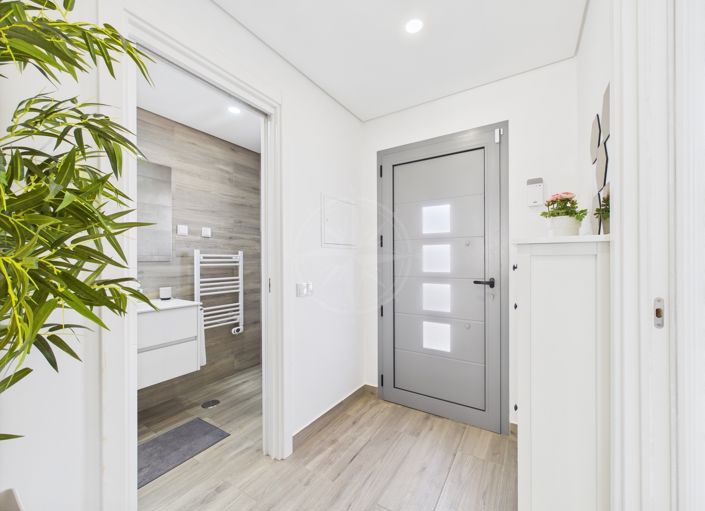 Image No.6-4 Bed Townhouse for sale