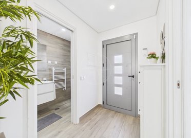 1987-361084-0086b5b4f2b294297643049c268e89554