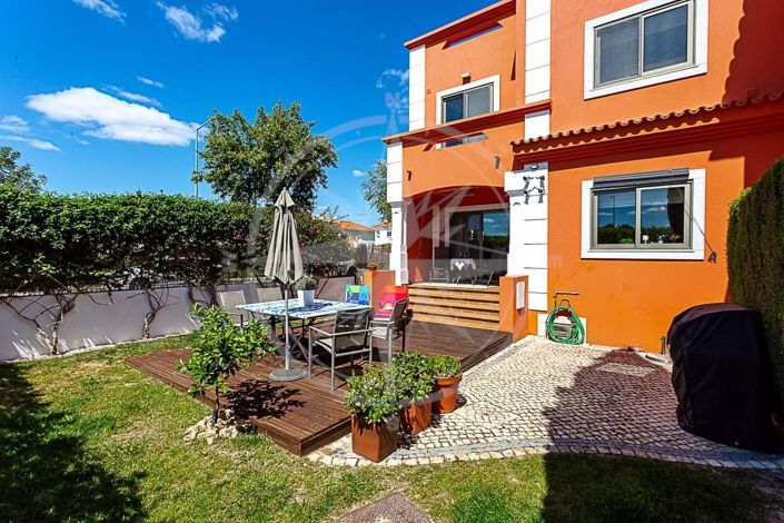 Image No.11-3 Bed Villa for sale