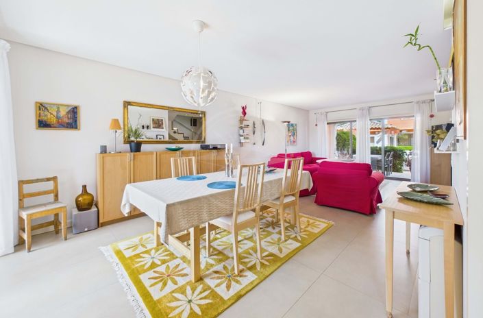 Image No.12-3 Bed Villa for sale