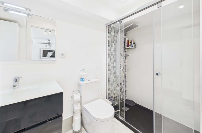 Image No.11-3 Bed Townhouse for sale