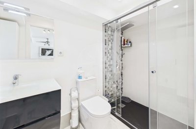 1987-362118-0086b5b4f2b294297643049c268e89554