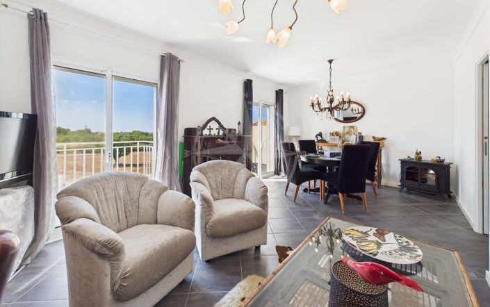 Image No.5-3 Bed Townhouse for sale